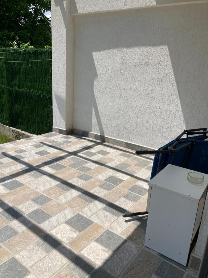 Joygate Entire Villa Otopeni Exterior foto